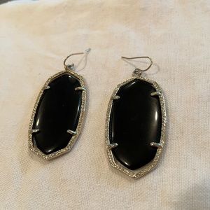 Kendra Scott Elle Gold Drop Earrings black glass